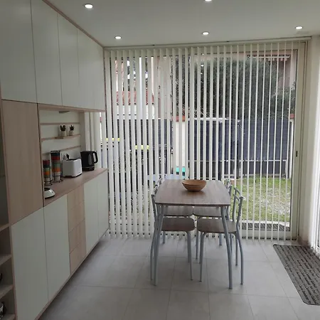 Apartment Avec Jardin 1 Minute A Pied La *